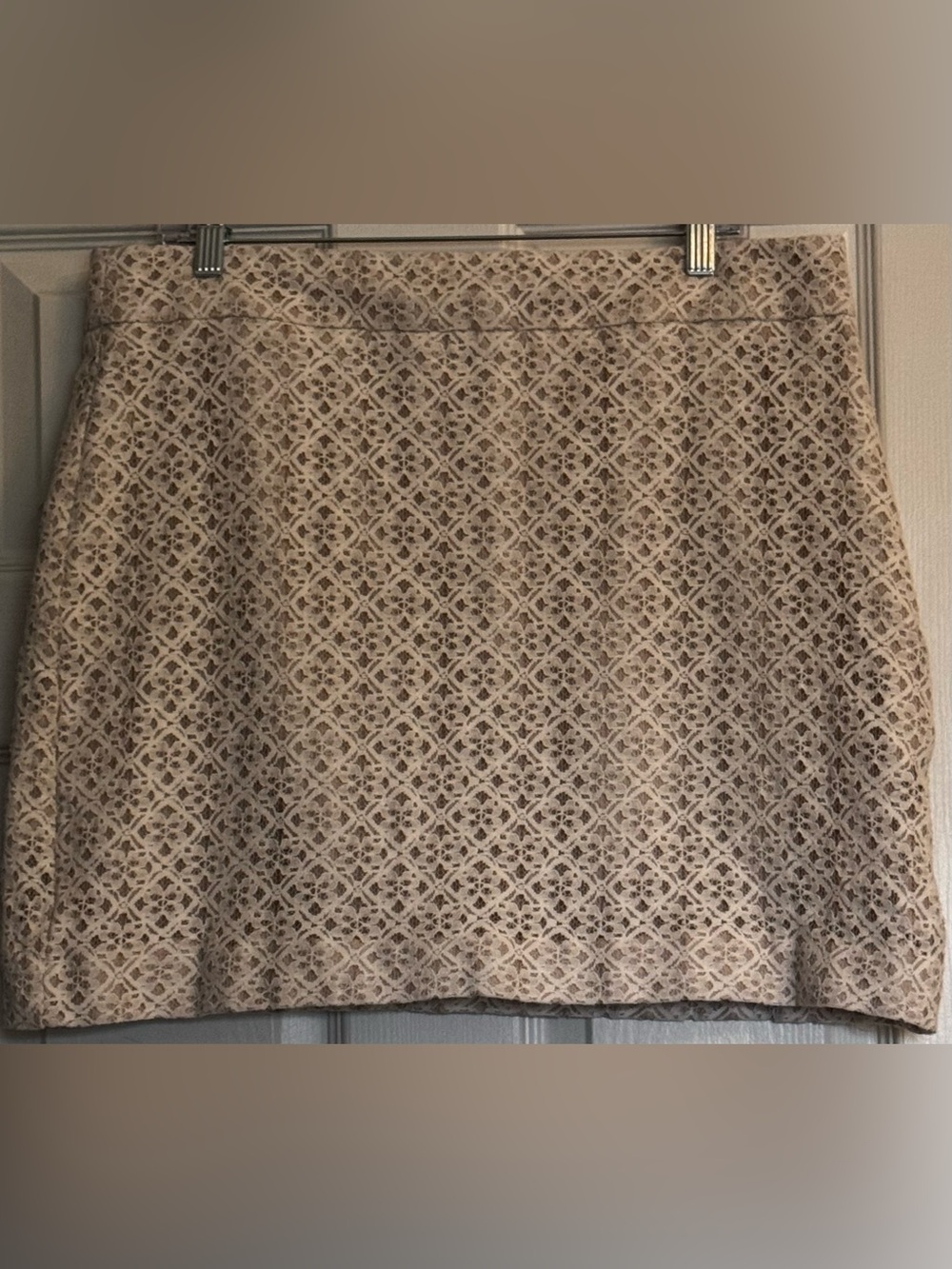 LOFT Cream Lace-Overlay Skirt